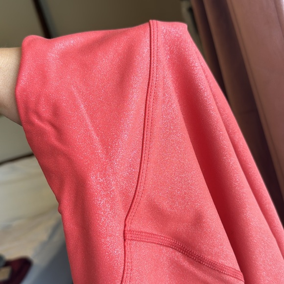 Nanette Lepore Shimmer Cranberry 7/8 crop compression leggings, size XL - Picture 5 of 5